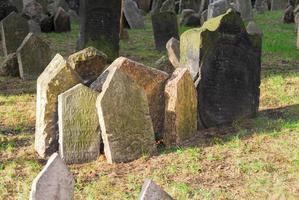 cementerio judío - praga, república checa, 2022 foto