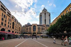 johannesburgo, sudáfrica - 18 de diciembre de 2011 - plaza nelson mandela en la ciudad de sandton en johannesburgo, sudáfrica. foto