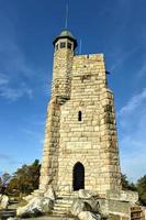 mirador de skytop sentado en la cima del pico de la montaña shawangunk. foto