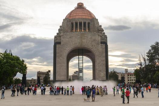 ciudad de méxico, méxico - 6 de julio de 2013 - monumento a la revolución mexicana foto