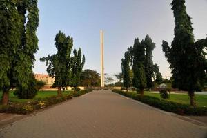 monumento a la unidad africana - accra, ghana foto