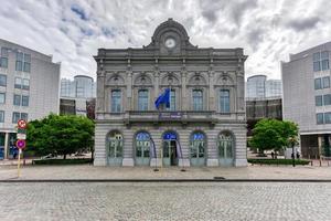 edificios del parlamento europeo en bruselas, bélgica, 2022 foto