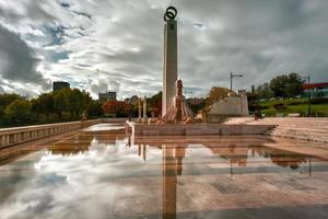 parque eduardo vii llamado así por el británico edward vii, quien visitó la ciudad en 1903 para reafirmar la alianza anglo-portuguesa. es el parque más grande del centro de lisboa, portugal. foto