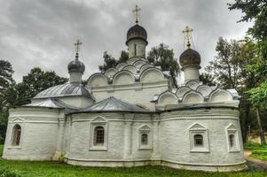 arcángel miguel iglesia ortodoxa del palacio arkhangelskoye foto