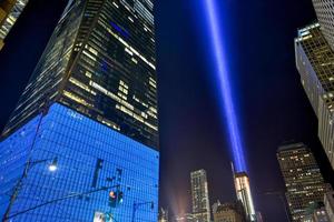 11 de septiembre tributo a la luz - ciudad de nueva york, estados unidos, 2022 foto