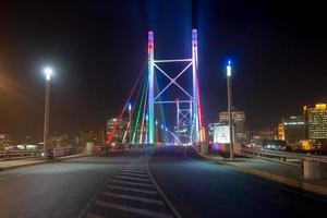 puente nelson mandela - johannesburgo, sudáfrica foto