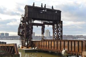 puente de transferencia de la calle 69 del ferrocarril central de nueva york foto