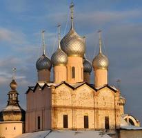 iglesia ortodoxa rusa de rostov kremlin foto