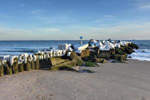 playa de coney island, invierno foto