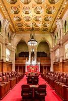 el senado del edificio del parlamento, ottawa, canadá, 2022 foto