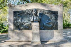 memorial de william jay gaynor en cadman plaza en el centro de brooklyn. honra a william jay gaynor, periodista, abogado, juez de la corte suprema estatal, residente de brooklyn y alcalde de nueva york, 2022 foto