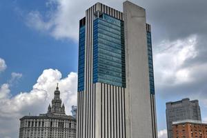 New York City skyline downtown with the Municipal Building in Manhattan, 2022 photo