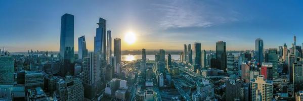 Panoramic view of Midtown Manhattan in New York City during the day. photo