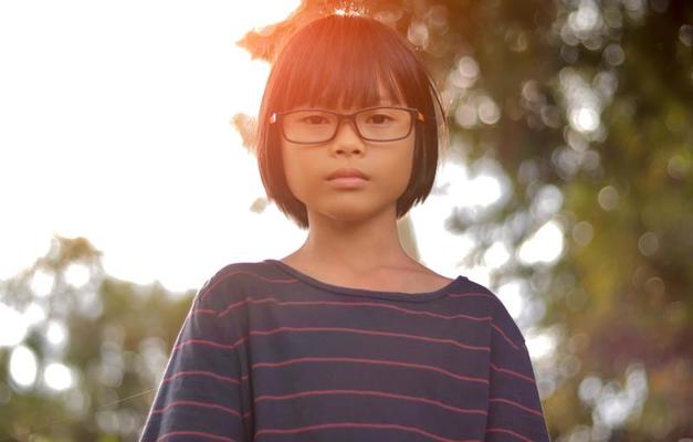 Asian Girl With Glasses Stock Photos, Images and Backgrounds for Free ...