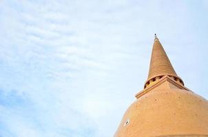 templo sagrado, nakhon pratom foto