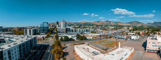 vista panorámica aérea del horizonte de salt lake city utah foto