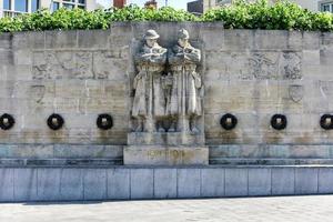 el memorial de guerra anglo-belga en bruselas, bélgica, 2022 foto