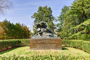 Monument to Richard Rowland Kirkland in Fredericksburg, Virginia, 2022 photo