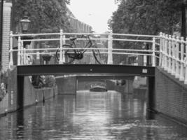 la ciudad holandesa de leiden foto