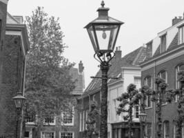 la ciudad de leiden en los países bajos foto