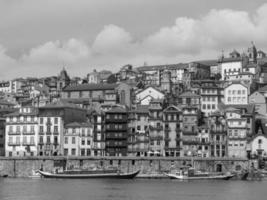 Oporto en el río Duero foto