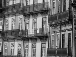 la ciudad de porto en el río douro foto