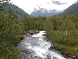 hermosos fiordos de noruega foto