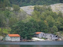 en los fiordos noruegos foto