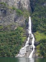 los fiordos de noruega foto