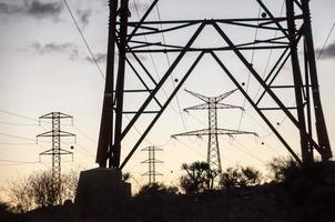 vista del poste de energía foto