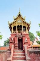 archivos tripitaka en wat phra that templo hariphunchai foto