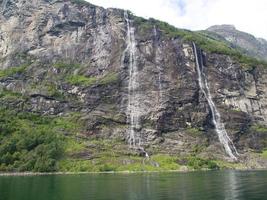 los fiordos de noruega foto