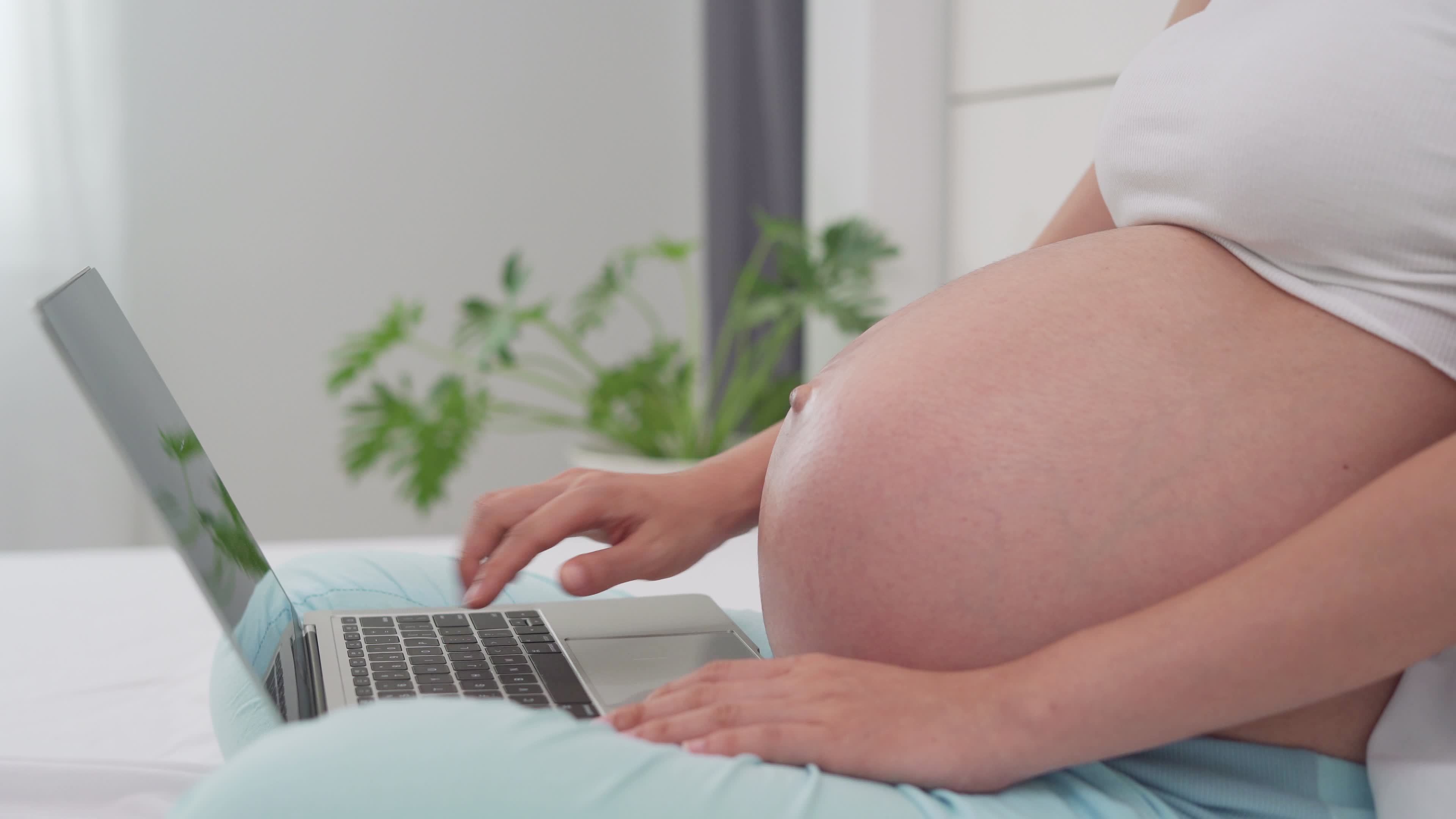 Pregnant women are searching online accessories for children. Pregnant