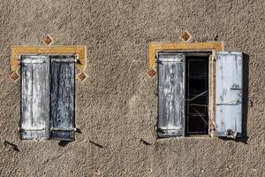 vistas desde un pequeño pueblo en el sur de francia foto