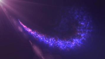 astratto volante magico raggiante linea di energia viola particelle nel il raggi di un' brillante sole su un' buio sfondo. astratto sfondo. video nel alto qualità 4k, movimento design