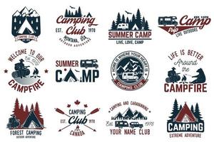 campamento de verano. ilustración vectorial concepto de camiseta o logotipo, estampado, sello o camiseta. vector