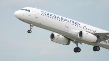 DUSSELDORF, GERMANY JULY 23, 2017 - Airbus A321, TC JTH of Turkish Airlines departs from Dusseldorf Airport, Germany video
