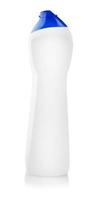 limpiador universal. fotografía de una botella de plástico blanca con detergente líquido para ropa, agente de limpieza, lejía o suavizante de telas, aislada en fondo blanco foto