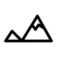 línea de icono de montaña aislada sobre fondo blanco. icono negro plano y delgado en el estilo de contorno moderno. símbolo lineal y trazo editable. ilustración de vector de trazo simple y perfecto de píxeles