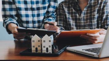 Signing home sales and insurance contracts with real estate agents, signing contracts to know the terms of buying and selling homes and real estate, contract signing ideas. video
