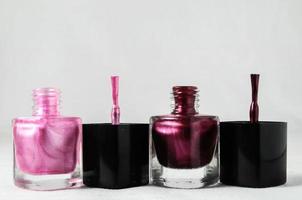 primer plano de esmaltes de uñas foto