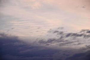 vista del cielo sobre la puesta de sol foto