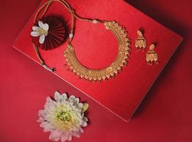 Traditional gold and diamond jwellery photo