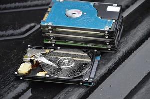 2.5-inch spinning disk type hard drive images are still commonly used today. photo