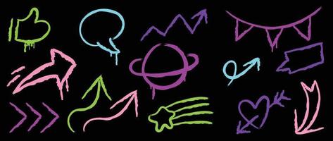 conjunto de ilustración de vector de elemento de doodle de pintura de mano. colección de elementos coloridos de flecha, signos y símbolos con pintura de pincel sobre fondo negro. diseño para cómic, tatuaje, pegatina, impresión, arte.