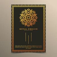 elegante tarjeta de felicitación de mandala de oro con diseño de patrón de adorno vector