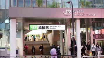 tokyo, Giappone - ottobre18 , 2022 harajuku stazione tokyo nel tokyo , Giappone . video