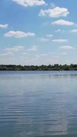 bester blick auf den see in england, vertikaler und hochformatiger videoclip video