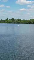 la mejor vista del lago en Inglaterra, videoclip de estilo vertical y vertical video