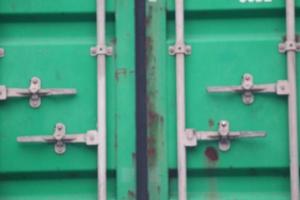 Back view of the container in green. photo